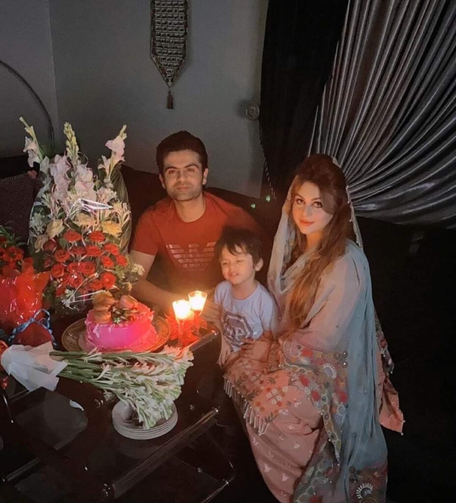 Ahmed Shehzad Wife and Son photo